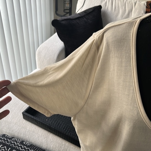 Boohoo | Deep V-Neck Top - Picture 3 of 5